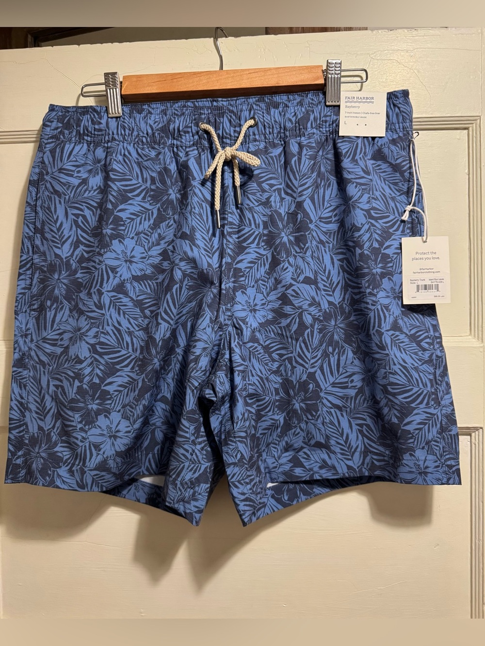 Fair Harbor swim trunks size L